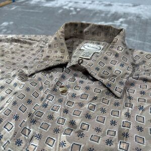 Visitor Shirt Mens XL Tan 100% Silk Short Sleeve Button Down Casual Geometric